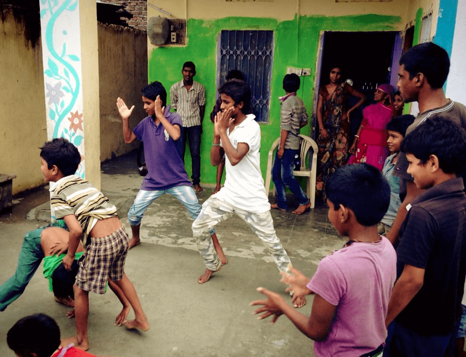 Dancing kids in the streets of Udaipur 