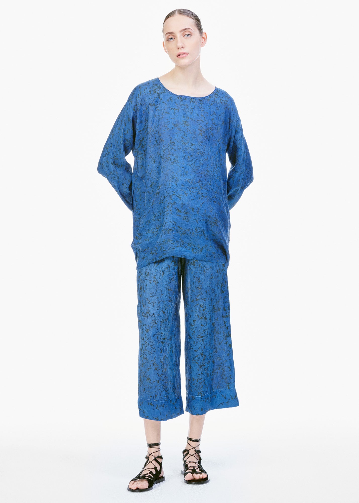 Tunisian Top Iron Indigo - TIINA the STORE