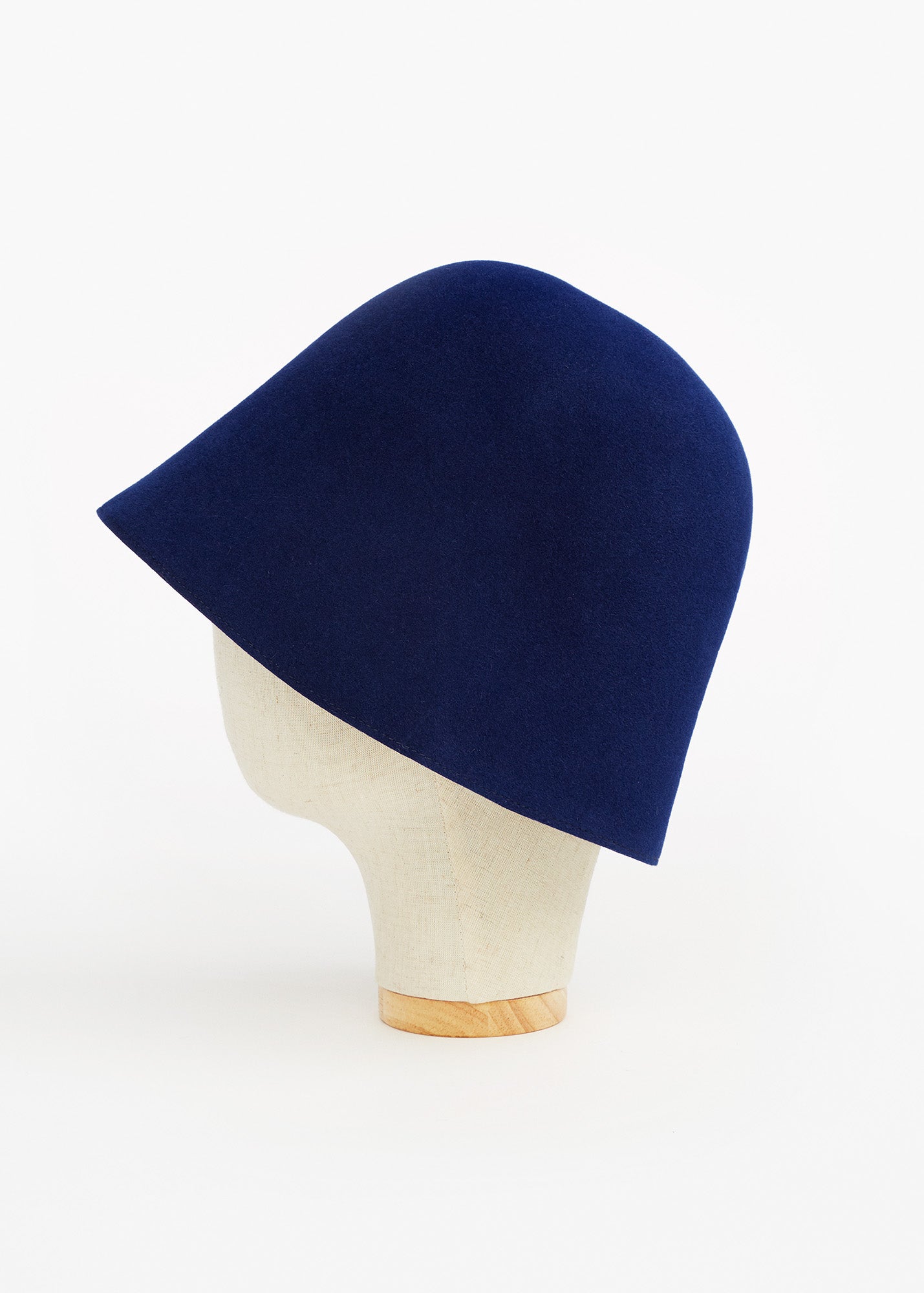 Free Hat Navy - TIINA the STORE