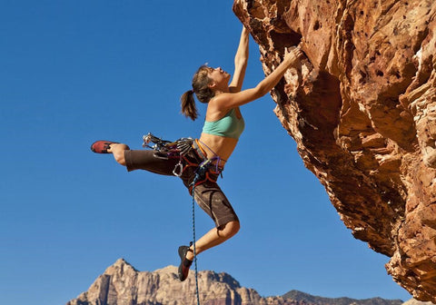 rock climbing on X-Wear.com