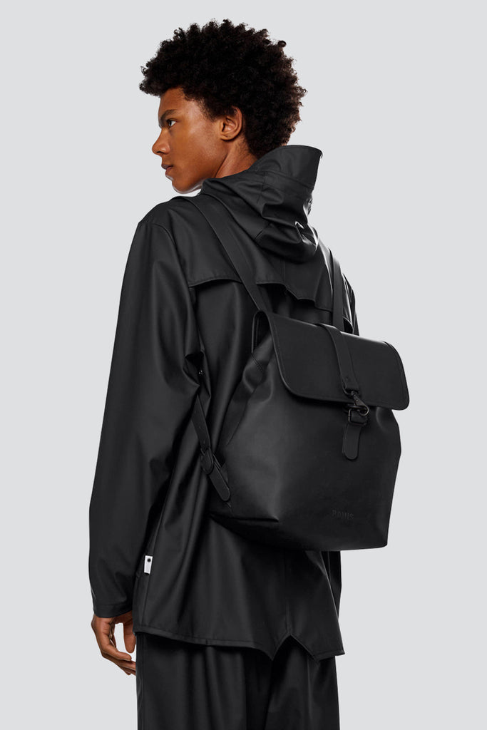 films elkaar Contract Black Bucket Backpack - Assembly New York | Assembly New York