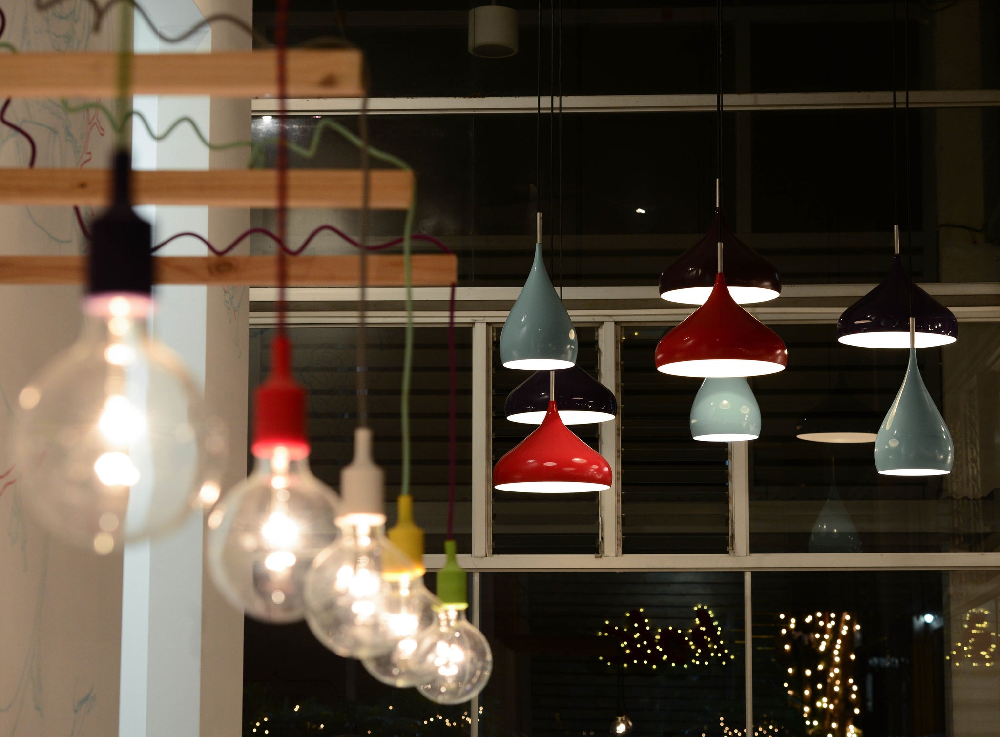 Peppermint Cafe Gourmet Light Bulbs Hanging Down