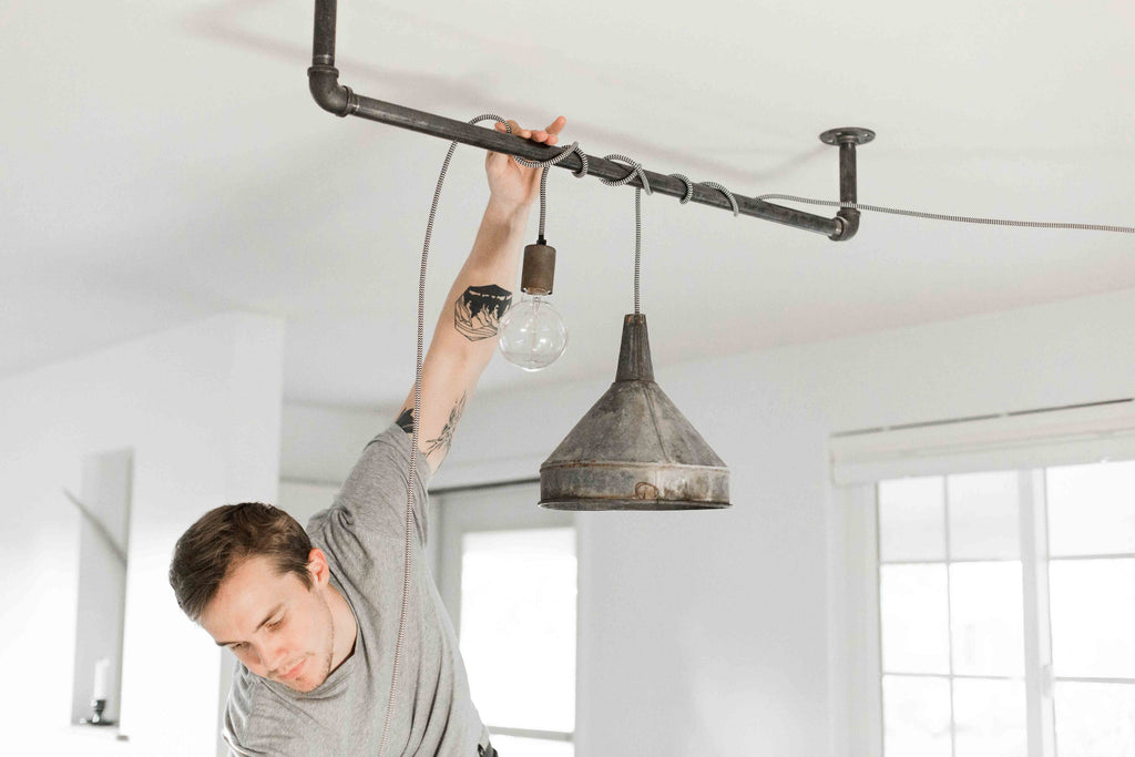 Iron Pipe Support for Hanging Bulbs