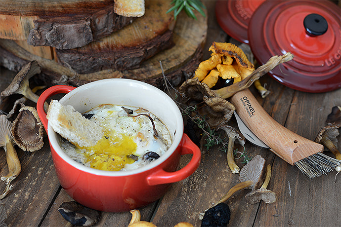 receta de huevos trufados en mini-cocotte le creuset