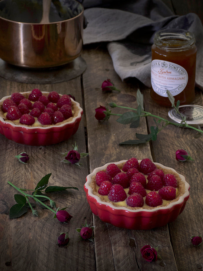 tartaletas de crema con frambuesas