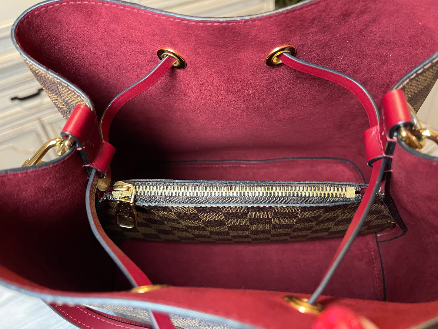 ‼️Do not buy‼️ Reserved for Donna - Louis Vuitton Neo Noe Damier Ebene Limited Cherry Berry Interior