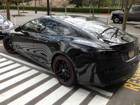 Tesla Model S red wheel bands