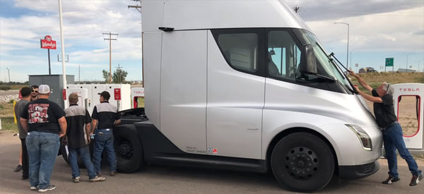 Tesla Semi Video Reveals 26 Cameras And A Sleeper In The