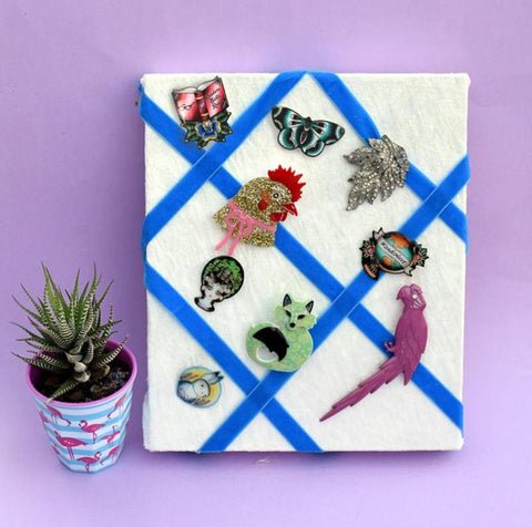 The finished display board with lots of lovely quirky brooches on it. Learn how to make this on the Jubly-Umph blog