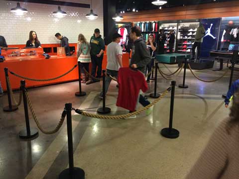 Nike Store Mall Of America Black Stanchions Twisted Hemp Rope