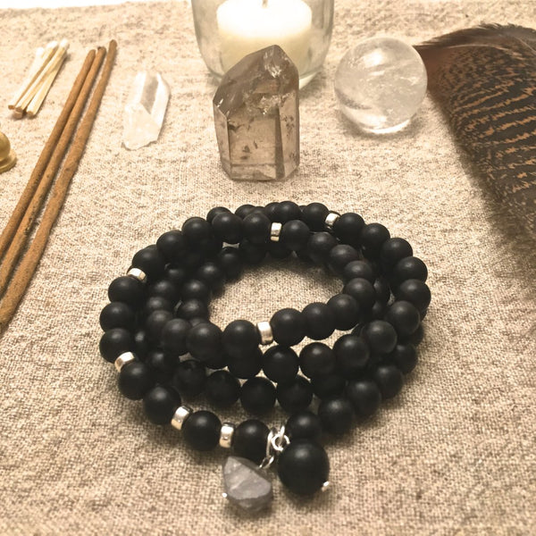 isola Movable Altar triple wrap fibonacci and shungite mala