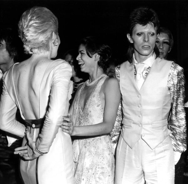 david_bowie_ziggy_stardust_starman_pop_music_icon_legend_bianca_jagger_angie_bowie_kidsofdada