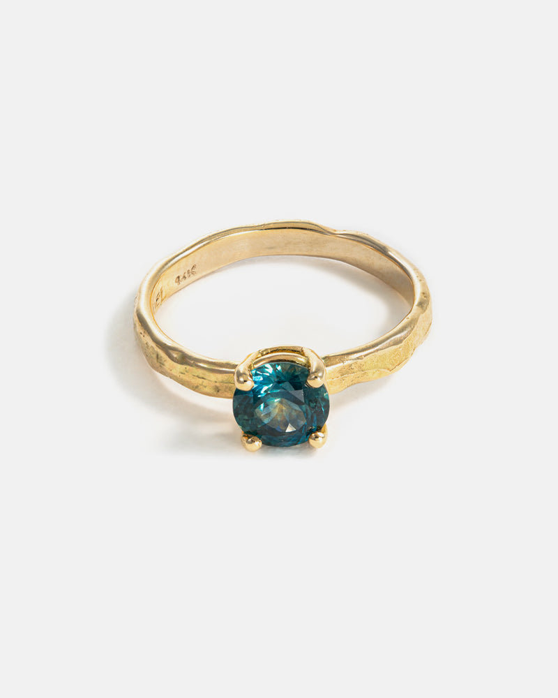 Solitaire Forge Ring with sapphire in 14K gold