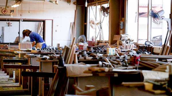 Less and less craftsmen are tempted to work in the industry