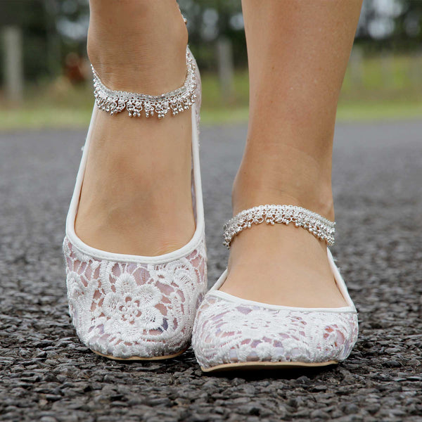 Sweetheart-Lace-flats_grande.jpg?6435&width=435