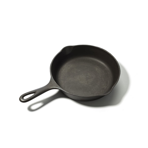 FULLY RESTORED CAST IRON COOKWARE - SKILLET (WAGNER WARE #6 1950s)