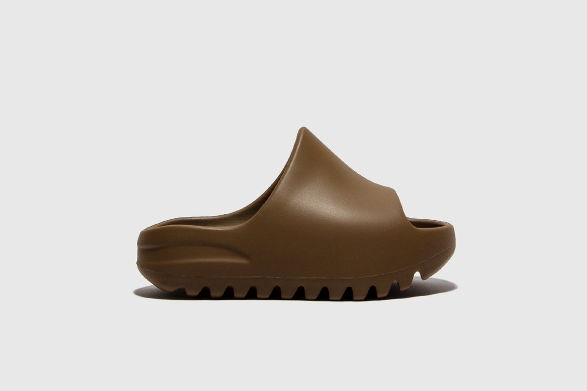 adidas x Kenye West YEEZY Slide new minimalist slippers Hong Kong Sina