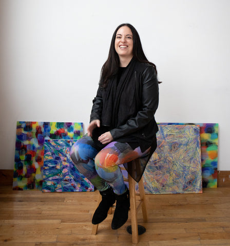 New Profile Photo of Artist Rachael Grad in Art Print Leggings with Abstract Color Paintings