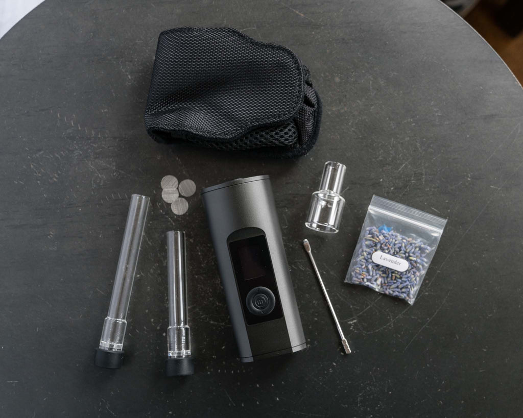 Arizer Solo II Whats In The Box - Planet of the Vapes