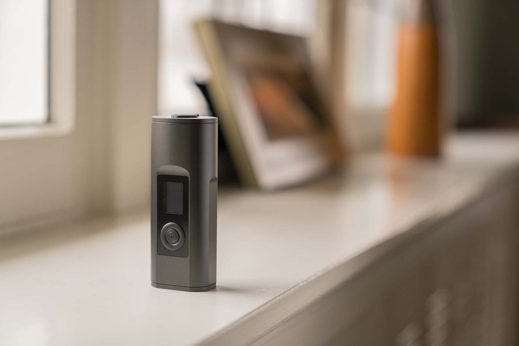 Arizer Solo II Vaporizer - Planet of the Vapes