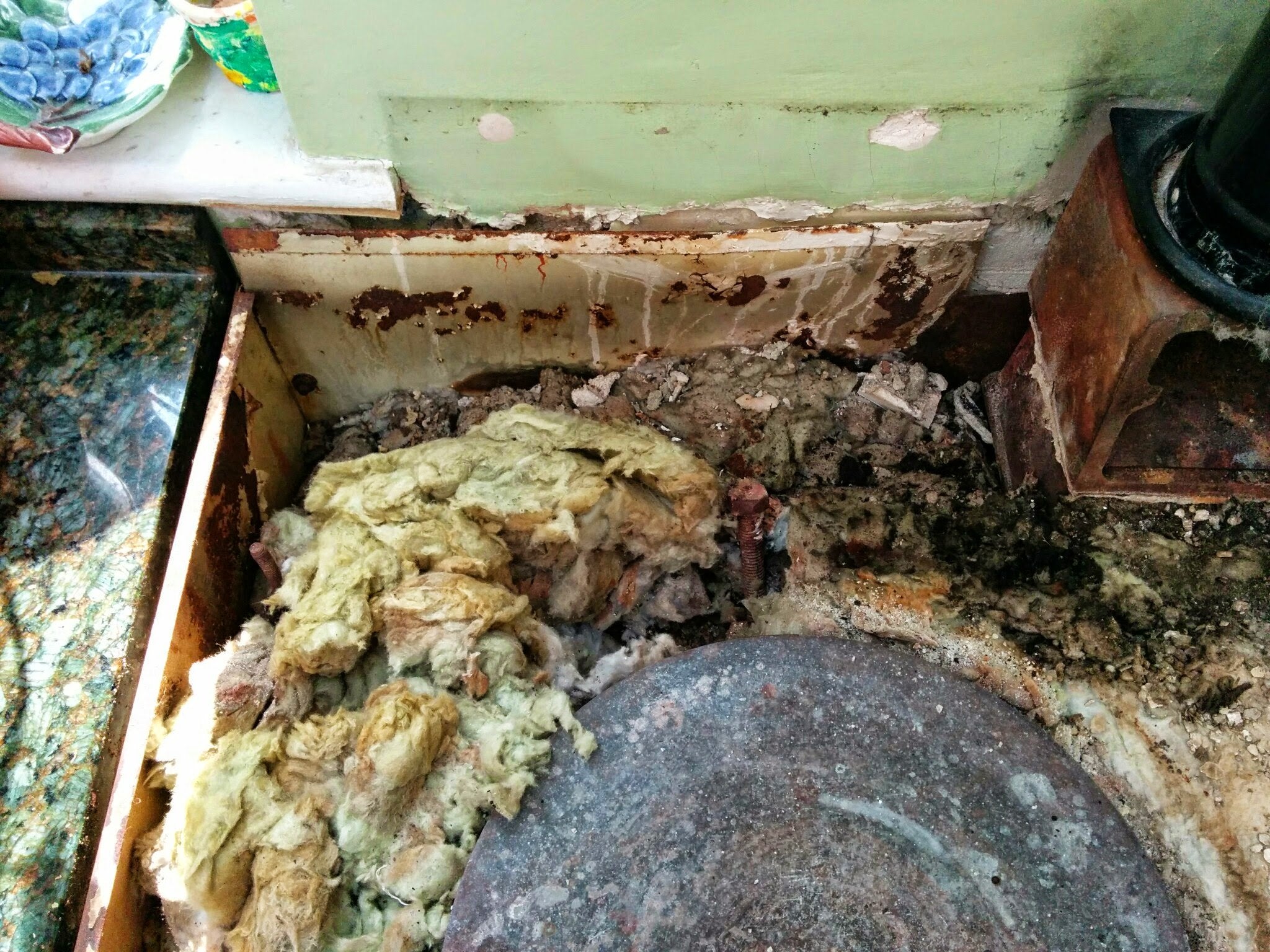 Poorly insulated Aga range cooker
