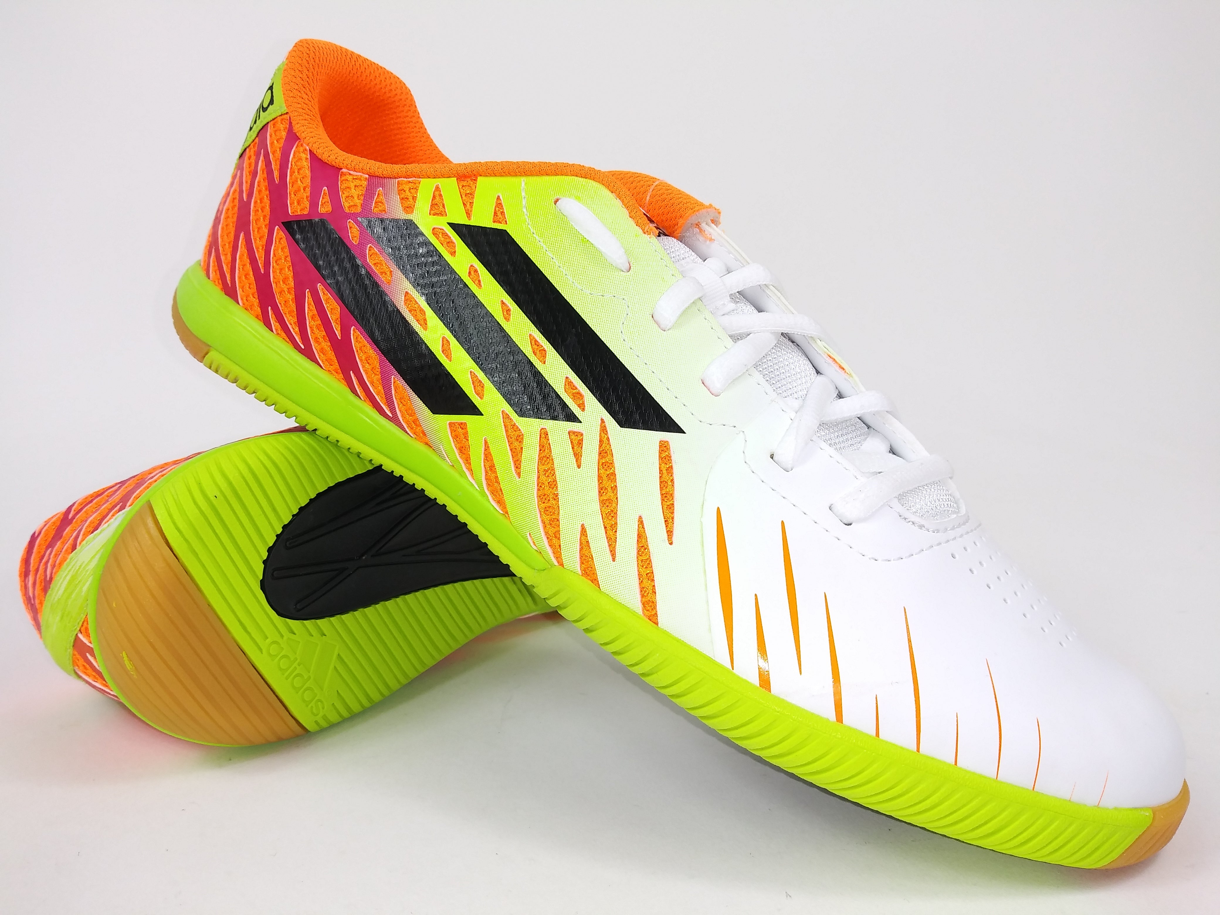 Denemarken Extreem belangrijk maaien Adidas freefootball SpeedTrick Indoor Shoes White Green – Villegas Footwear