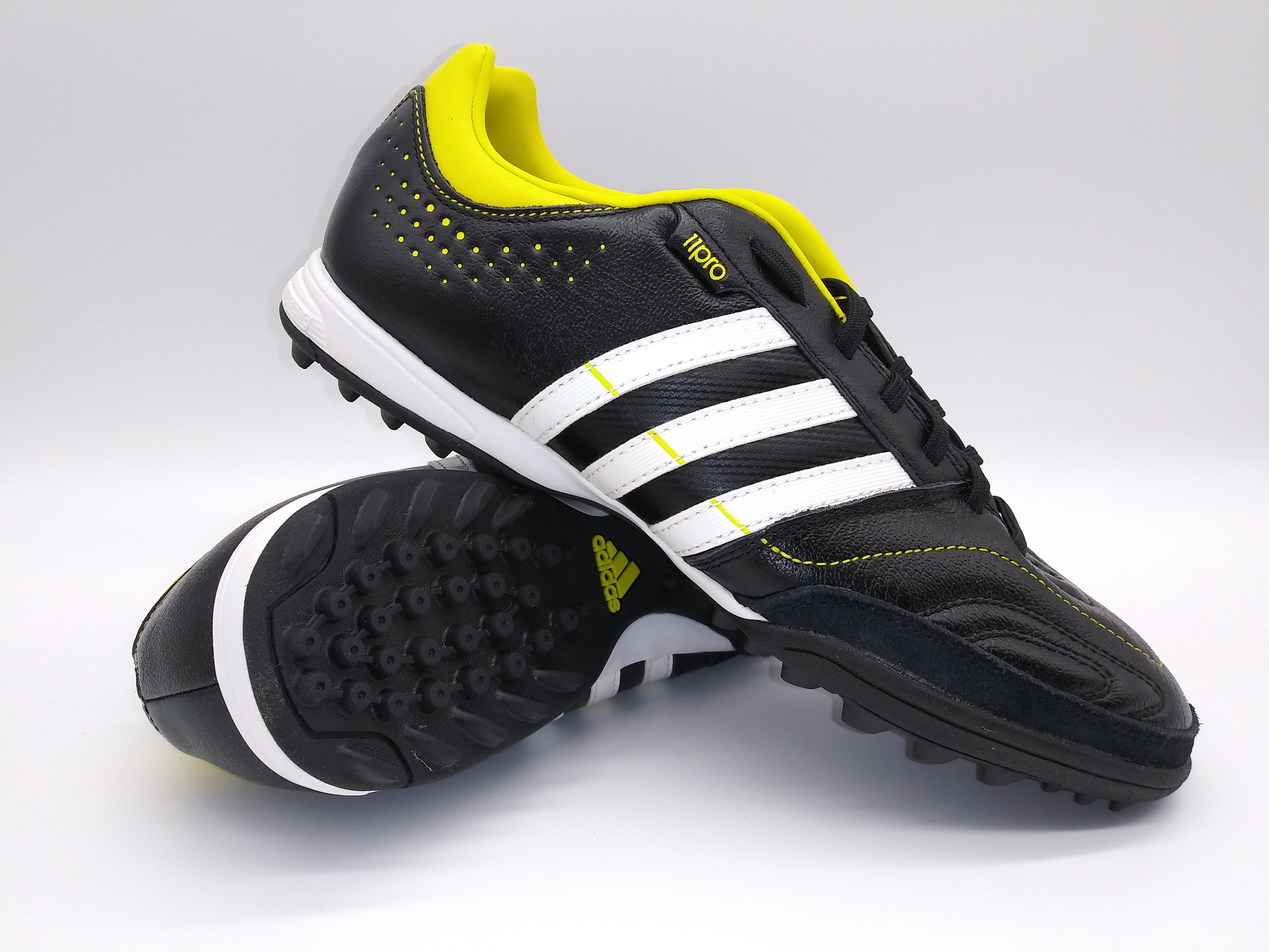 jazz diario retorta Adidas 11Nova TRX TF Black Yellow – Villegas Footwear