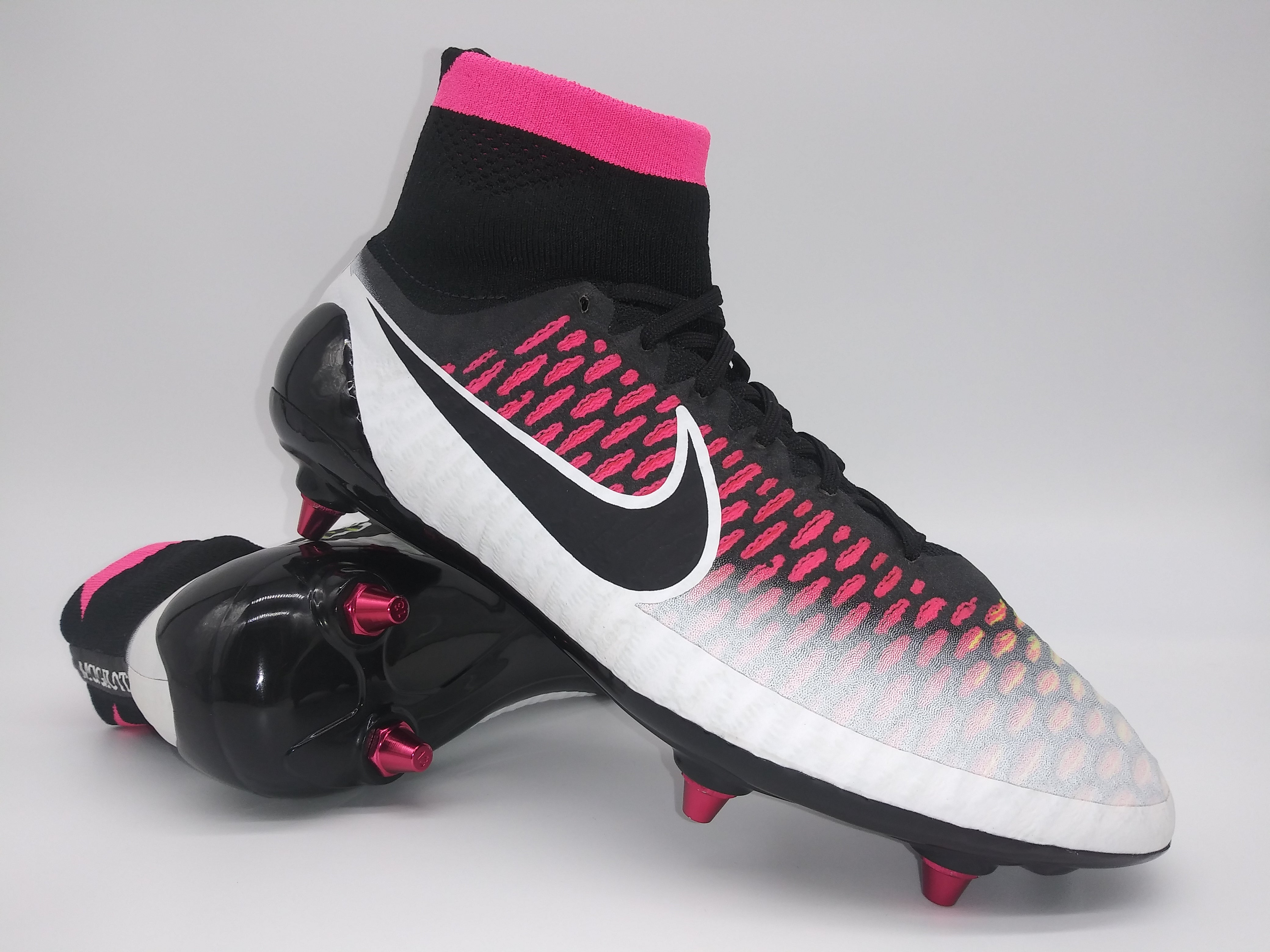 Nike Magista Obra SG Pink – Villegas Footwear