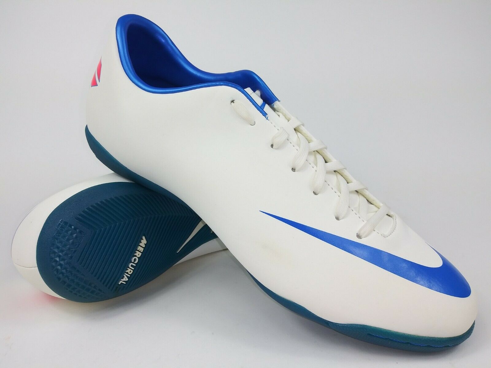 nike mercurial blue indoor