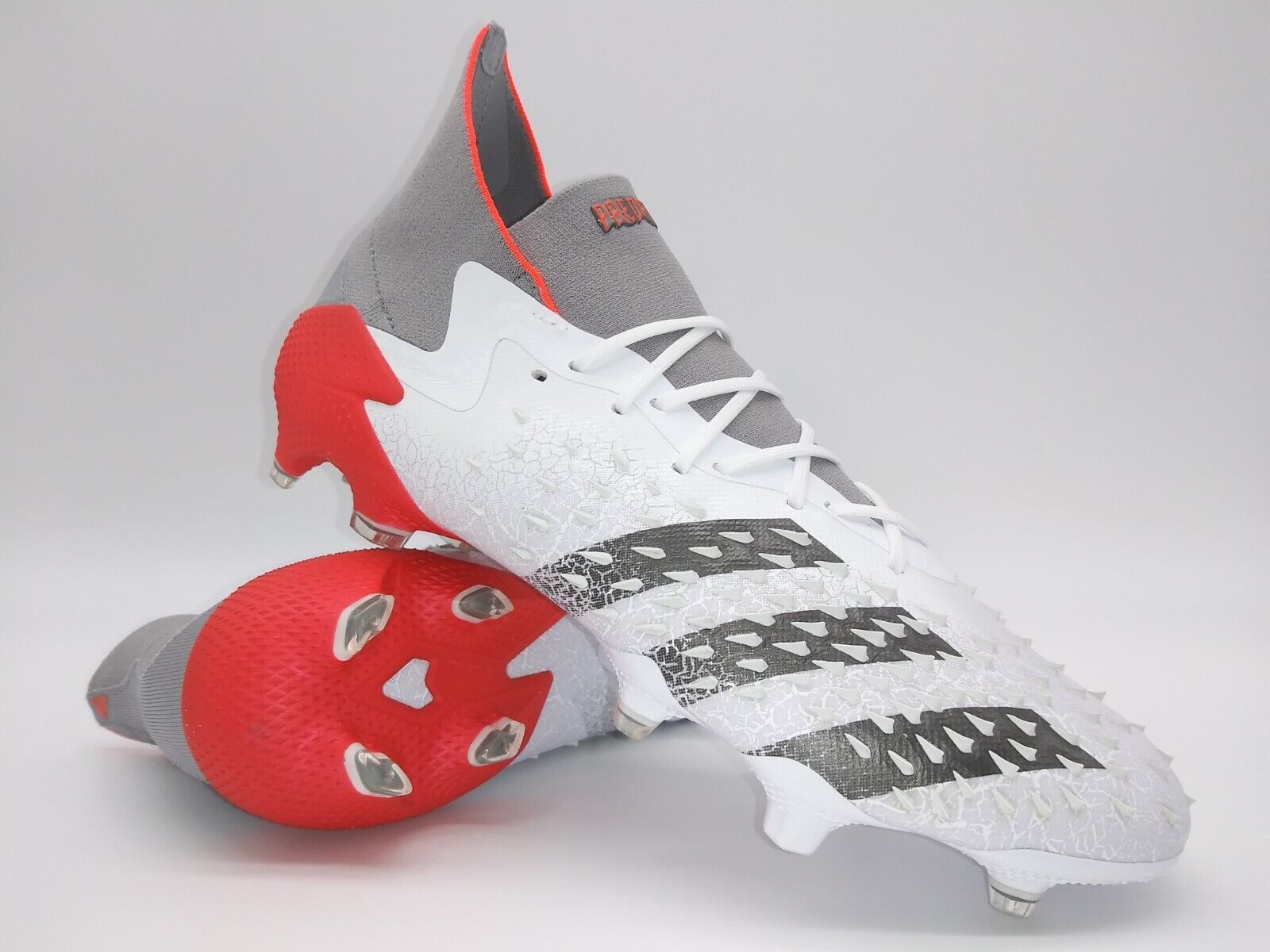 Predator Freak.1 FG Red White – Villegas Footwear