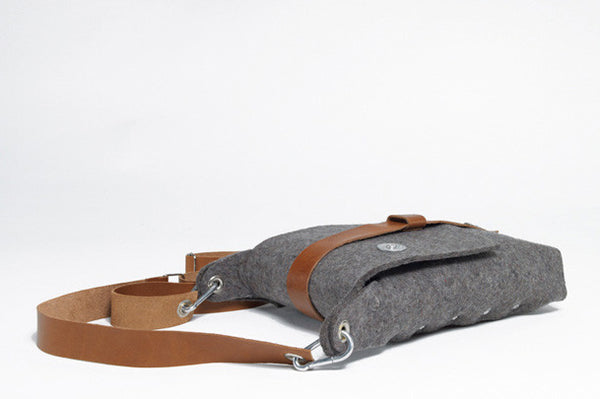 Carga 05 Sling Bag