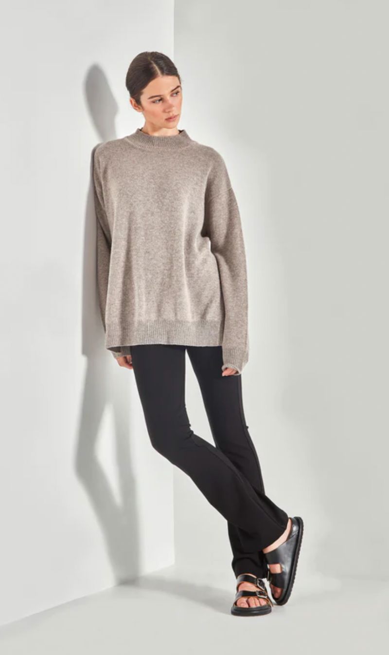 Juliette Hogan | Flare Legging - Black
