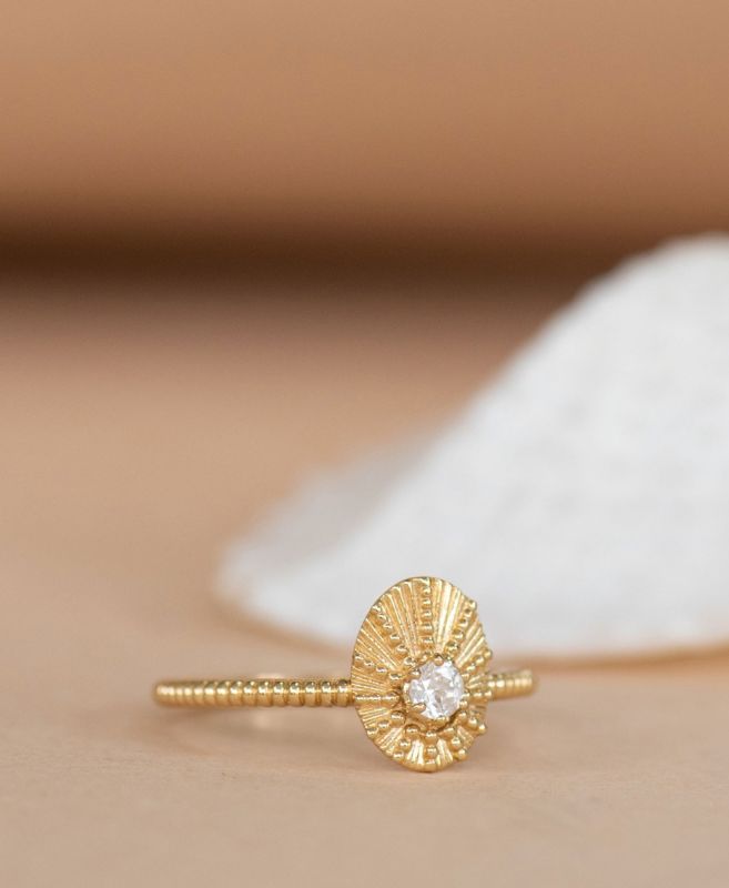 Zoe & Morgan | Kina Stacker Ring - Gold / White