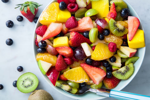 How to Eat healthy with a big bowl of fruit salad for breakfast