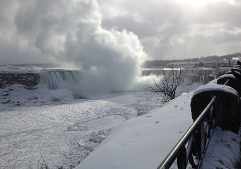 Horseshoe Falls, Niagara Falls, Canada. Photo by Karen Richardson