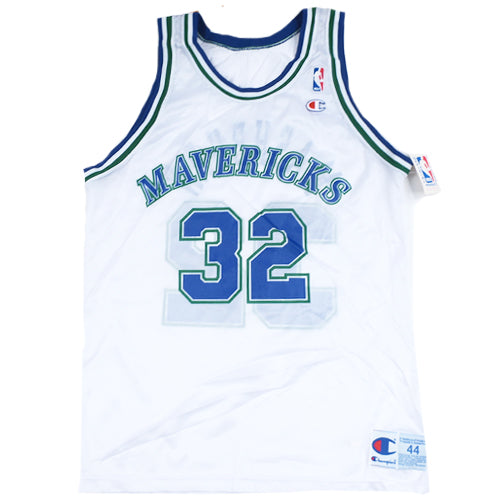 vintage dirk nowitzki jersey