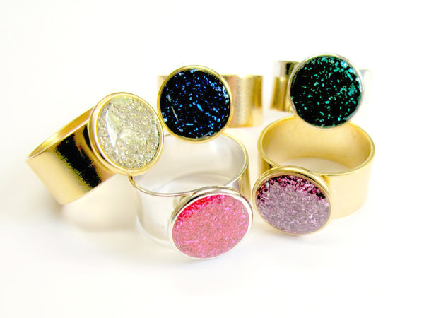 Colorful glitter rings