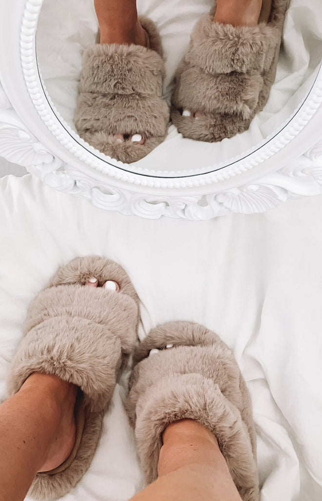 Lila Faux Fur Slippers Brown 