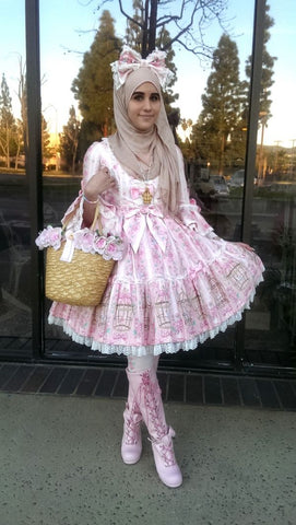 Hijab Lolita