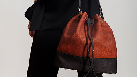 Cork Bucket Bag in Red