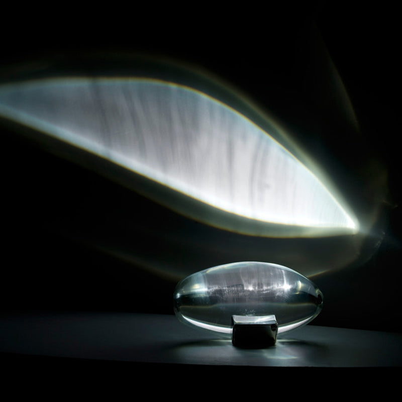 Cretive Projection Egg-shaped Crystal Table Lamp