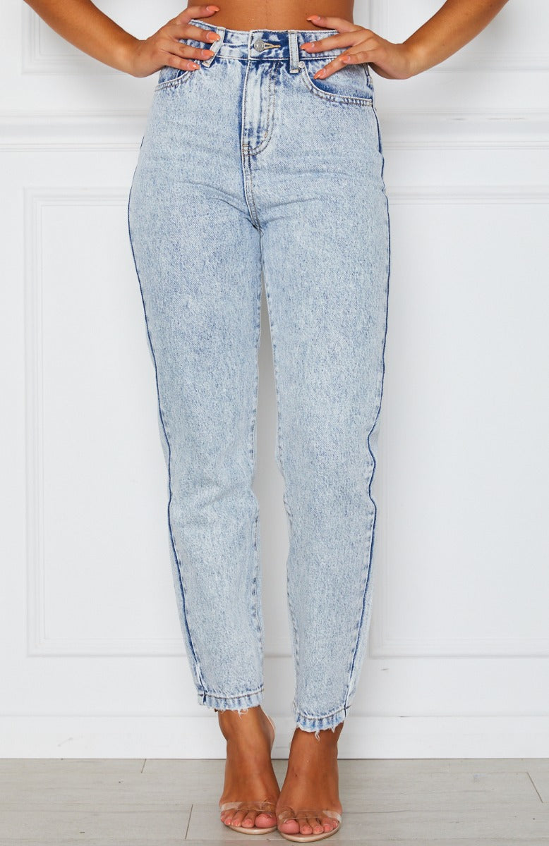 Simuler Enkelhed arbejder Like Duh! Boyfriend Jeans Washed Blue Denim | White Fox Boutique