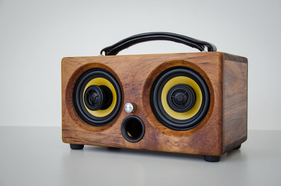 bluetooth speaker soundbar wireless speakers wooden speaker wood bamboo speakers 2017 review new latest best system outdoor camping holiday present custom boat boating beach trip portable sound boombox wifi guitar amplifier kitchen office design furniture surround home cinema bluesound sonos marshall bose teufel beats harman kardon jbl audio pro sony