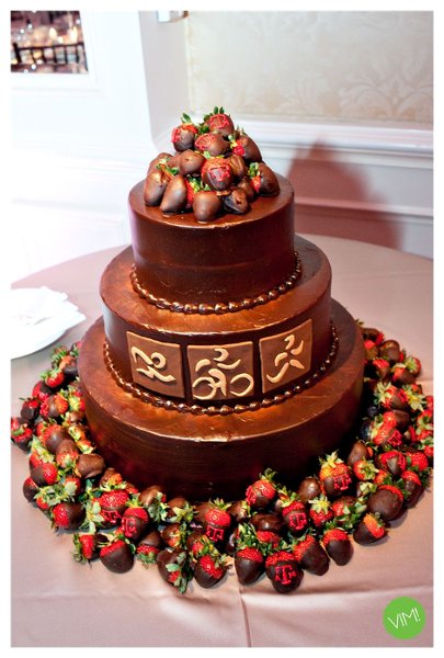 Amazing Chocolate Dipped Strawberry Wedding Cake