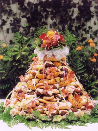 Italian Wedding Cookie Cake