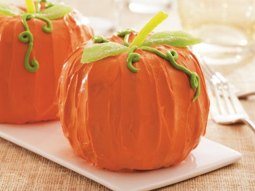 Autumn Pumpkin Bundt Cakes