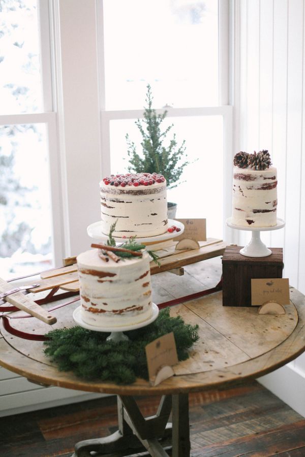 Winter Rustic Wedding Cake Cluster