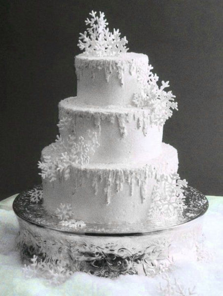 Winter Wedding Cake Snowflake Extravaganza