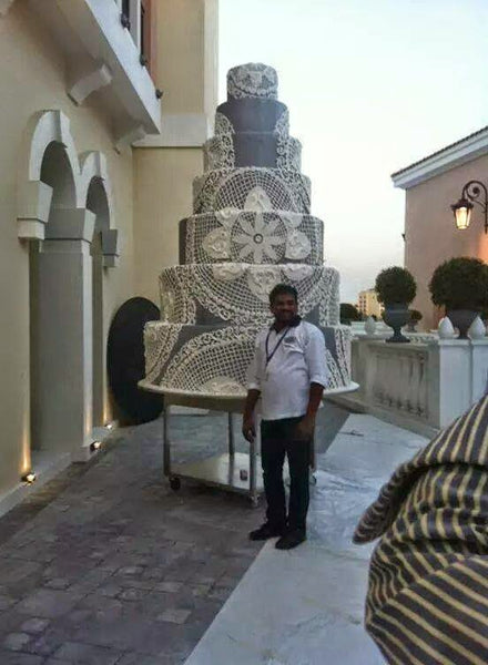 World's Largest Wedding Cake