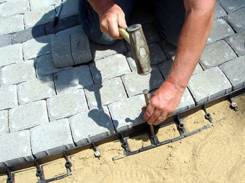 Paver brick labyrinth kit - edge restraint installation